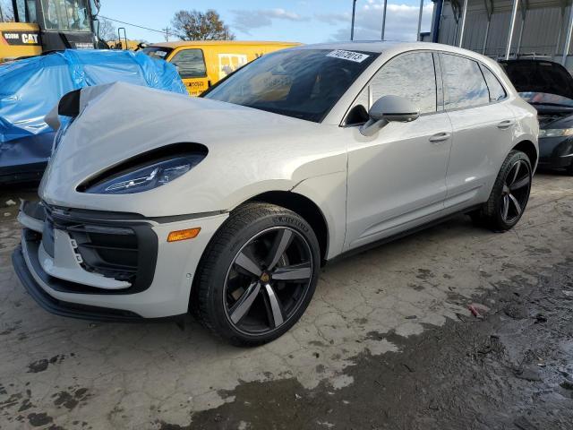 PORSCHE MACAN BASE  2023