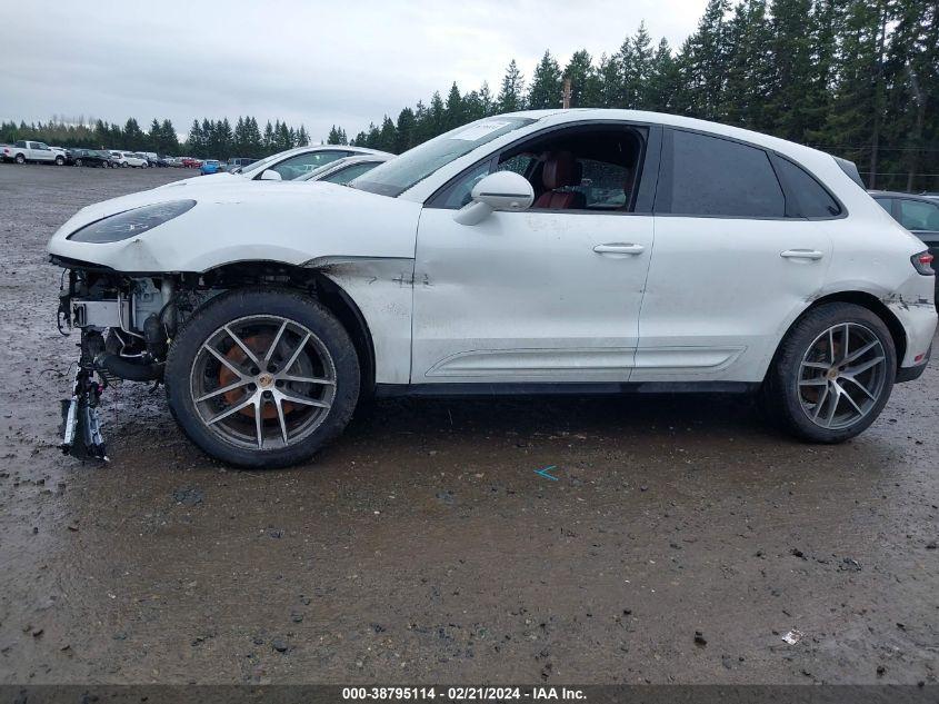 PORSCHE MACAN T 2023