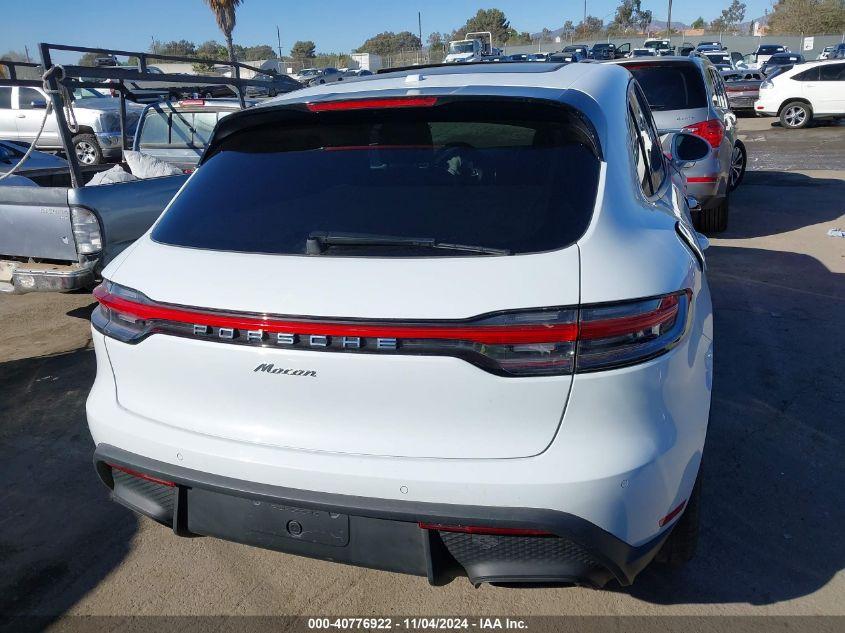 PORSCHE MACAN T 2023