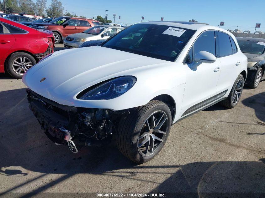 PORSCHE MACAN T 2023