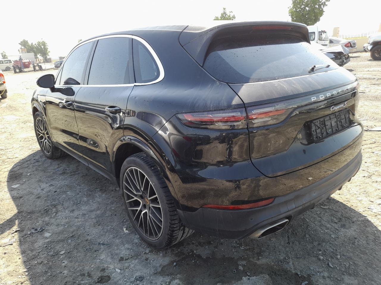 PORSCHE CAYENNE  2019