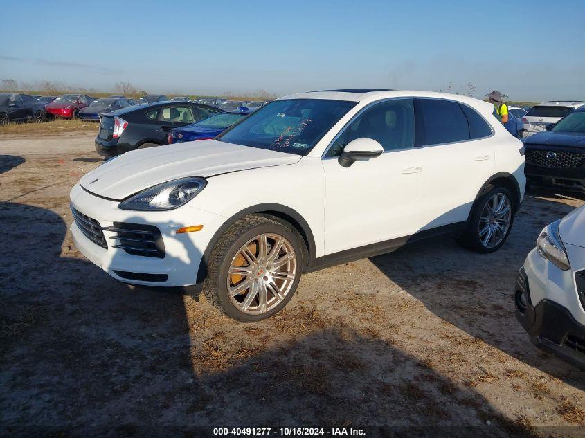 PORSCHE CAYENNE S/S PLATINUM EDITION 2023