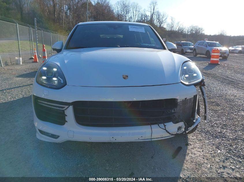 PORSCHE CAYENNE GTS 2018