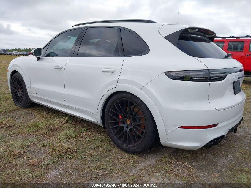 PORSCHE CAYENNE GTS 2022