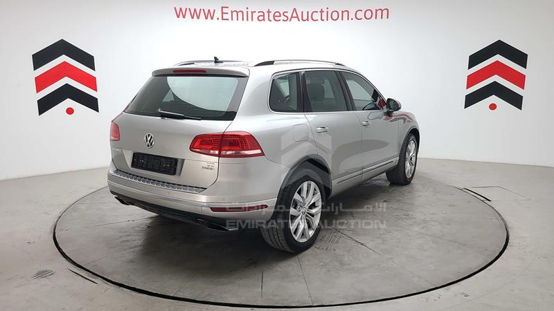 Volkswagen Touareg  2015