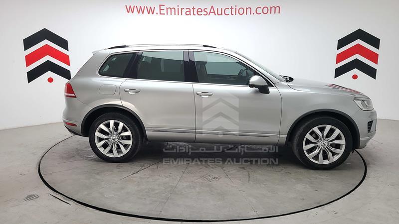 Volkswagen Touareg  2015