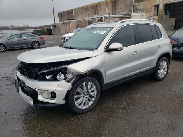 VOLKSWAGEN TIGUAN S 2014