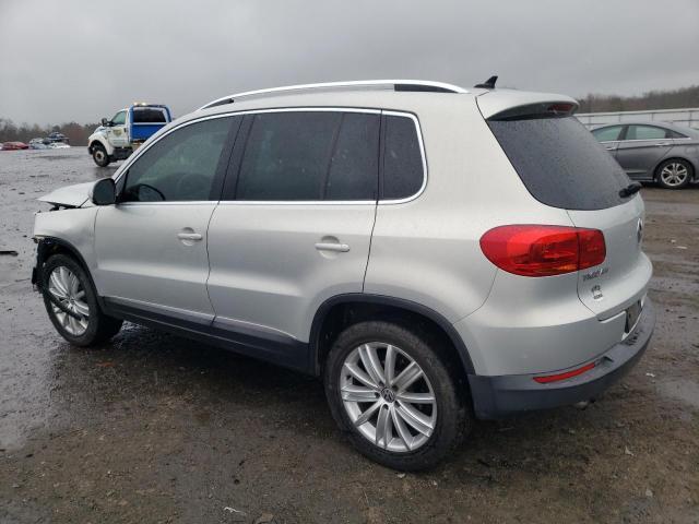 VOLKSWAGEN TIGUAN S 2014