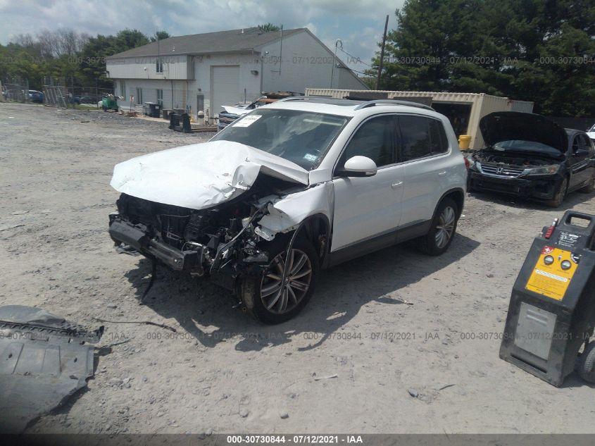 VOLKSWAGEN TIGUAN SE 2016