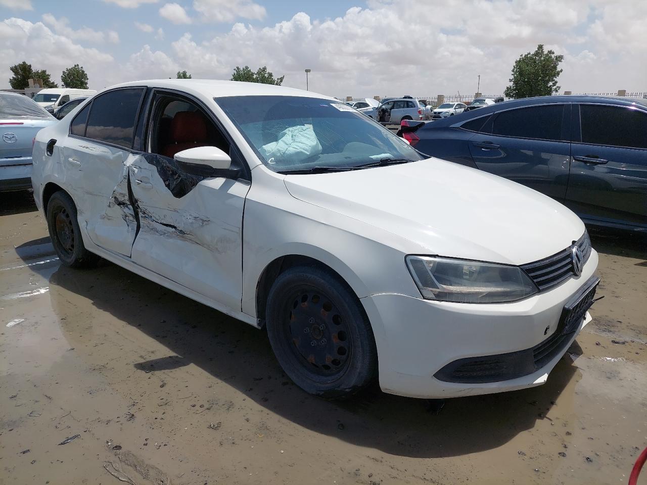 VOLKSWAGEN JETTA  2014