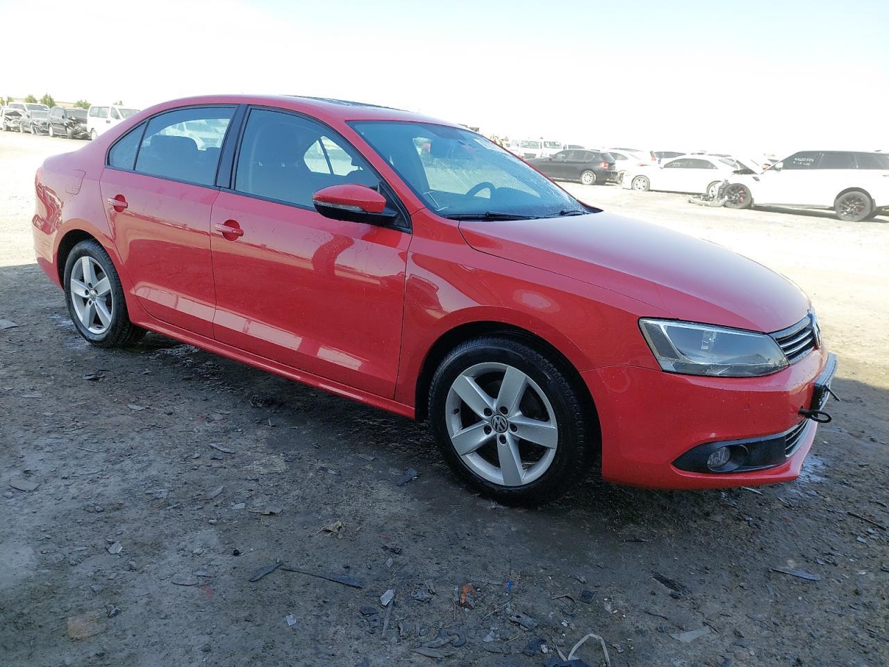 VOLKSWAGEN JETTA  2014