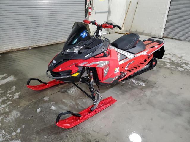 SKI DOO SNOWMOBILE SNOWMOBLIE 2023