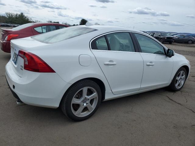 VOLVO S60 T5 2013