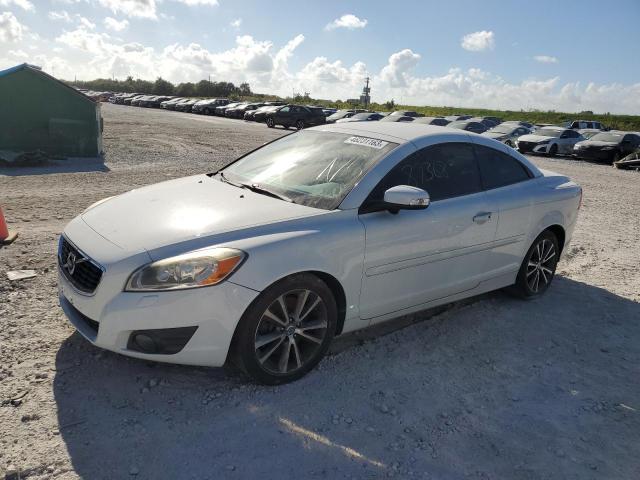 VOLVO C70 T5 2011