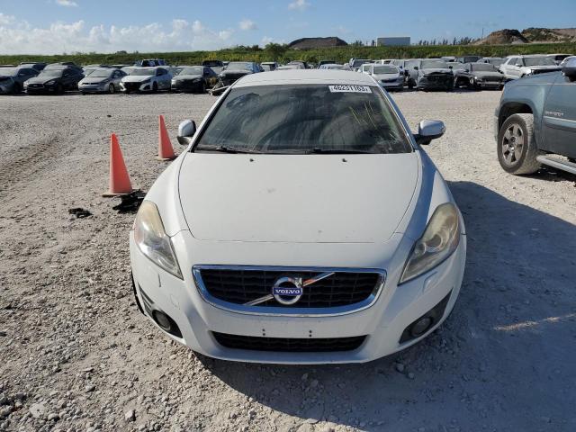 VOLVO C70 T5 2011