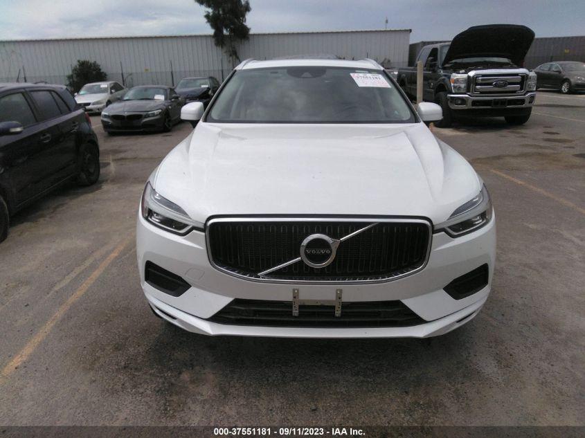 VOLVO XC60 MOMENTUM 2018