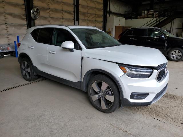 VOLVO XC40 T5 MO 2021