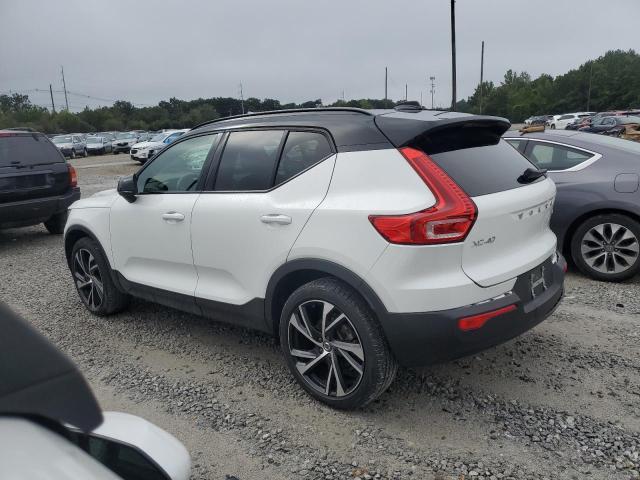 VOLVO XC40 T5 R- 2021