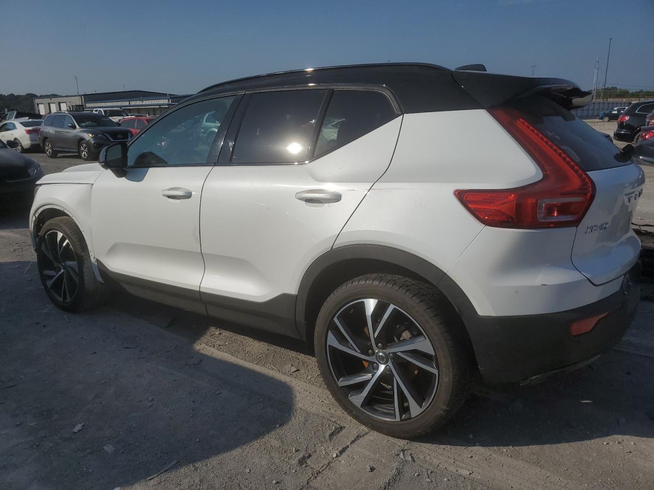 VOLVO XC40 T5 R- T5 R- 2022