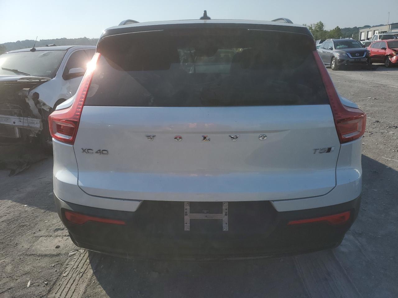 VOLVO XC40 T5 R- T5 R- 2022