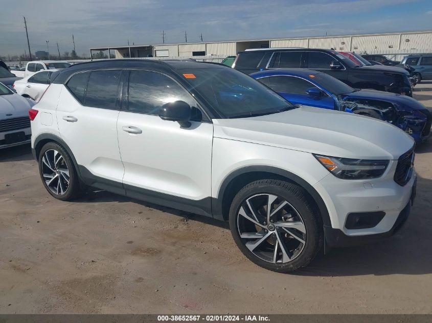 VOLVO XC40 T5 R-DESIGN 2021