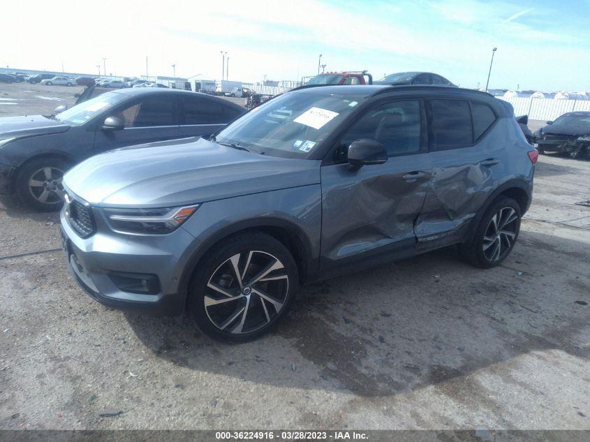 VOLVO XC40 R-DESIGN 2019