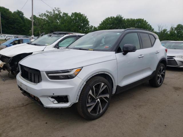 VOLVO XC40 T5 R- 2021