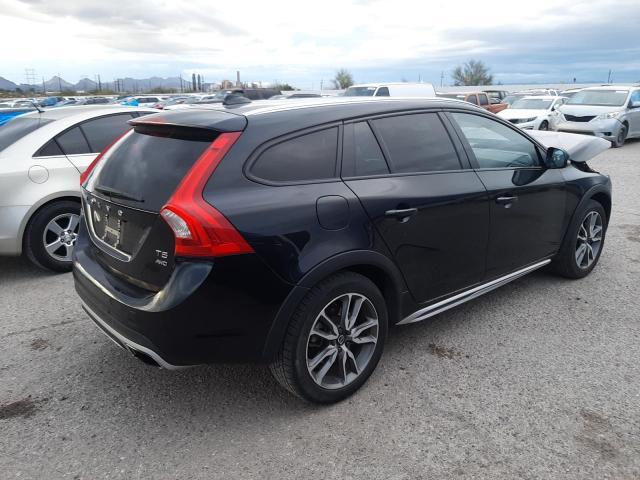 VOLVO V60 CROSS 2018