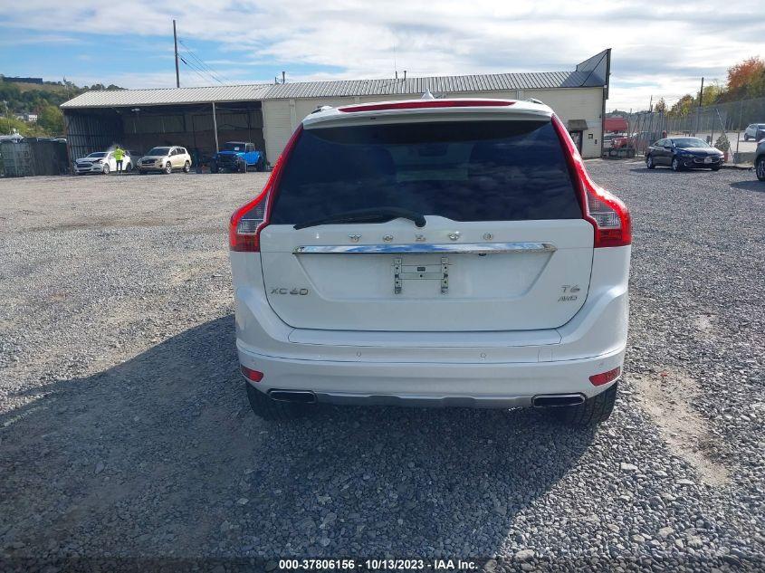 VOLVO XC60 T6 2015