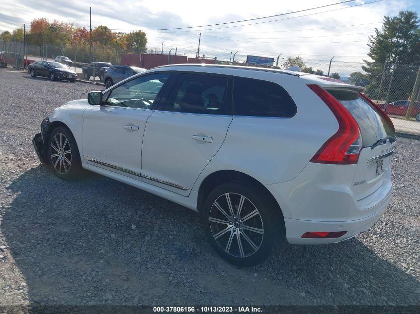 VOLVO XC60 T6 2015