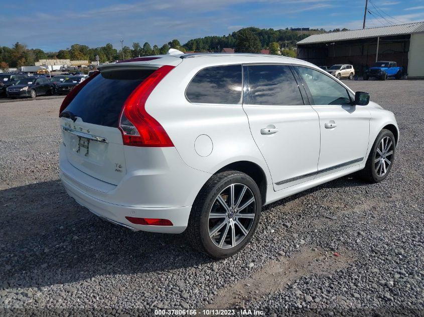 VOLVO XC60 T6 2015