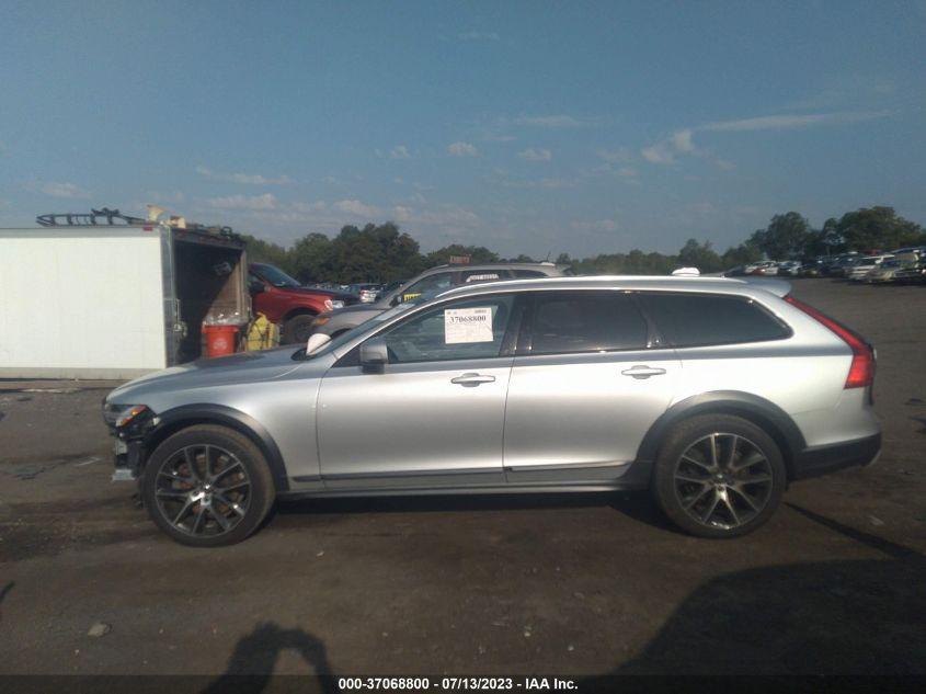 VOLVO V90 CROSS COUNTRY T6/INSCRIPTION 2017