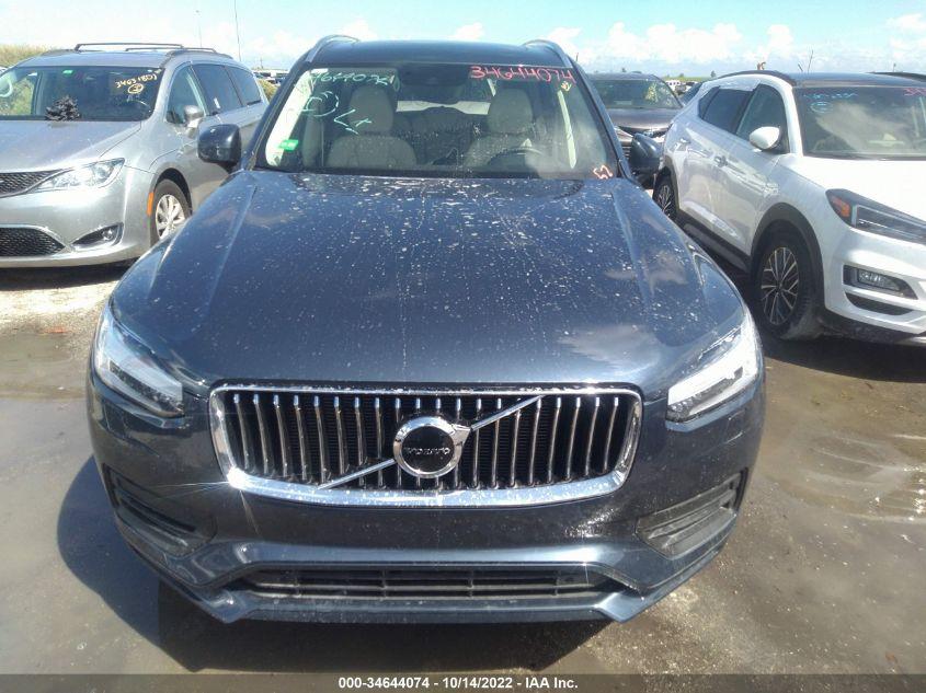 VOLVO XC90 MOMENTUM 2021