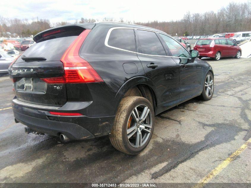 VOLVO XC60 MOMENTUM 2018