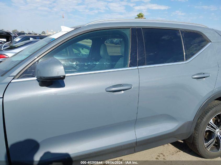 VOLVO XC40 T4 INSCRIPTION 2021