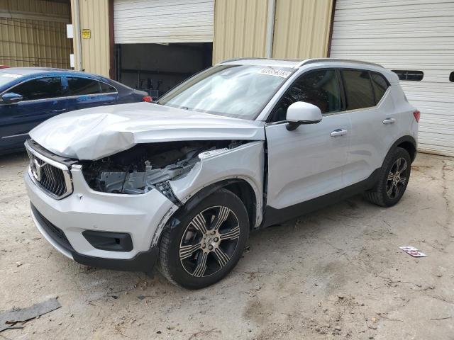 VOLVO XC40 T4 IN 2021