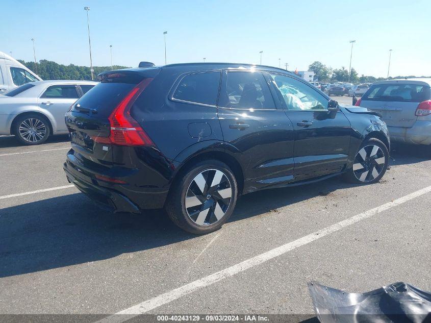 VOLVO XC60 RECHARGE PLUG-IN HYBRID T8 ULTIMATE DARK THEME 2024