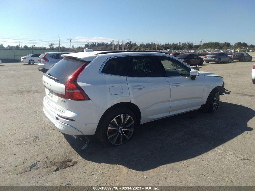 VOLVO XC60 B5 MOMENTUM 2022