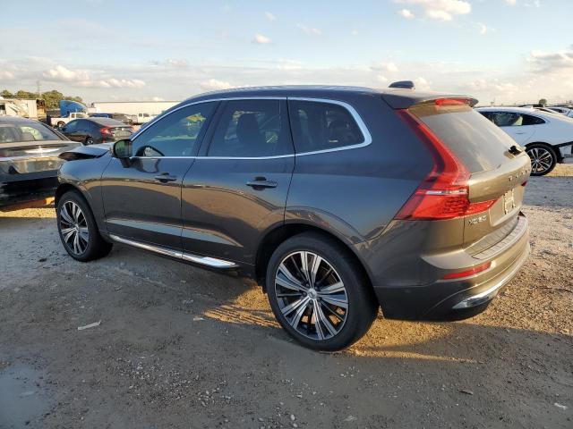 VOLVO XC60 B5 IN  2022