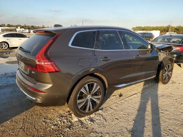 VOLVO XC60 B5 IN  2022