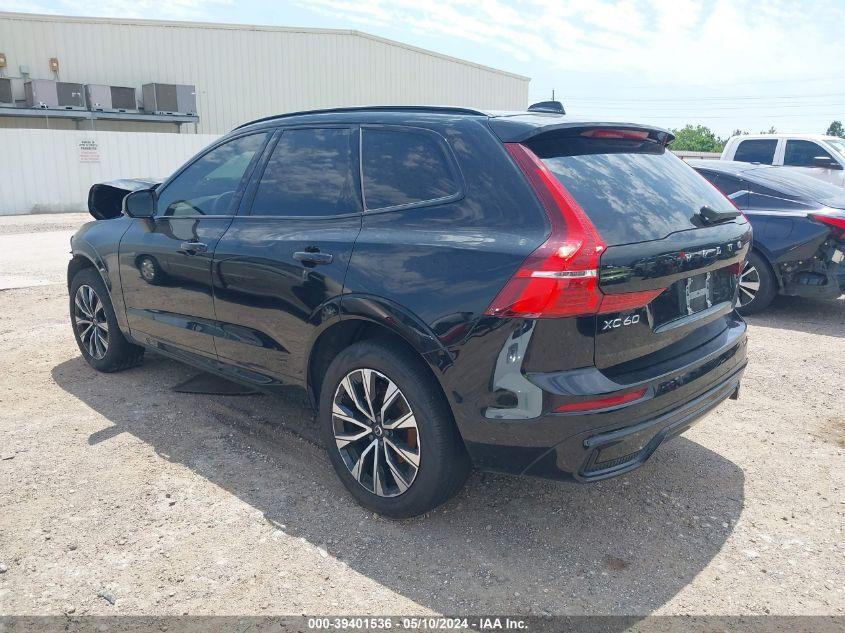 VOLVO XC60 B5 PLUS DARK THEME 2024