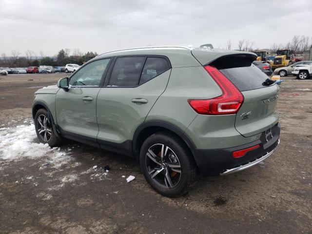 VOLVO XC40 CORE  2023