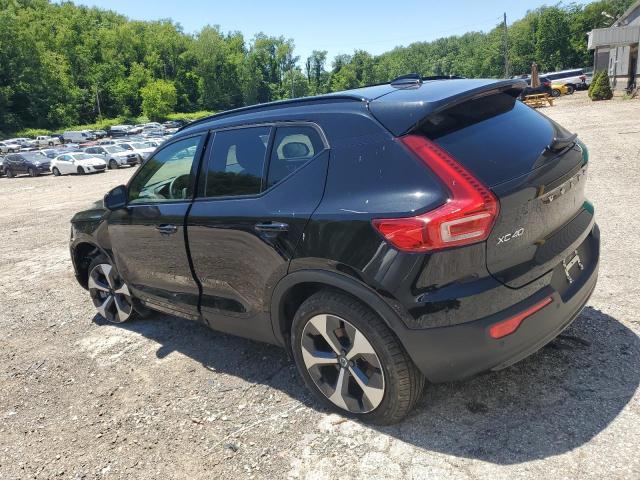 VOLVO XC40 PLUS  2023