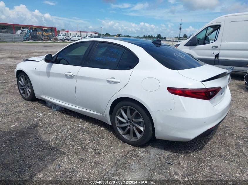 ALFA ROMEO GIULIA TI RWD 2022